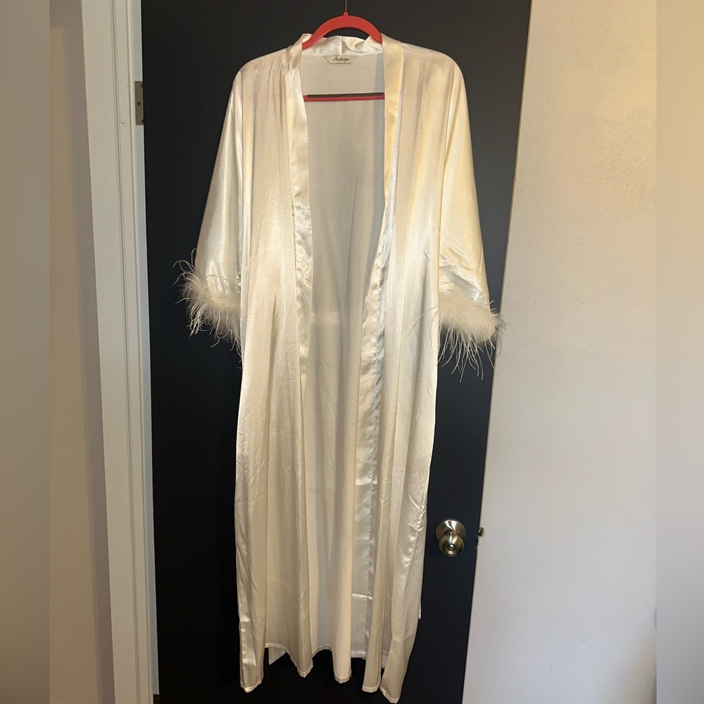 Amazon Women's Satin Robe with Feather Trim - White